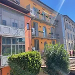 Un Piccolo Rifugio D\'Elite